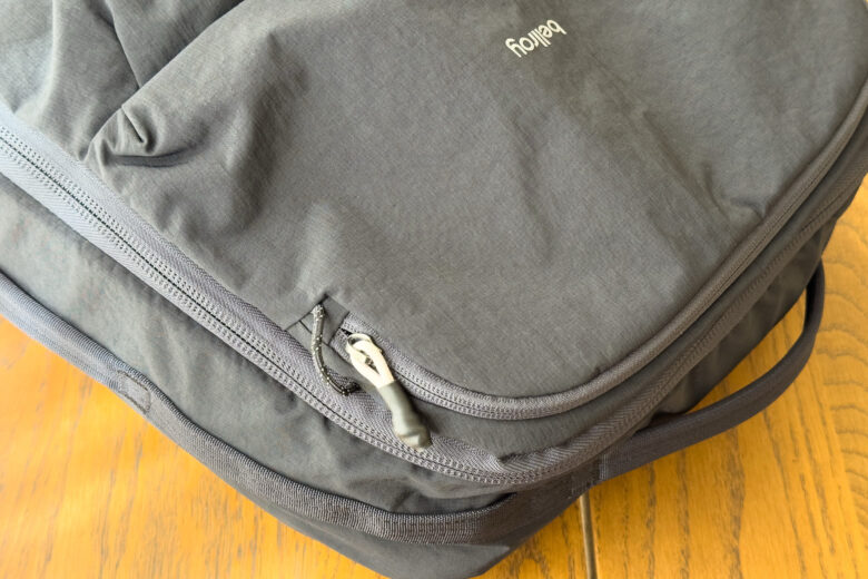 Bellroy Lite Carry-On Review zippers - Luxe Digital