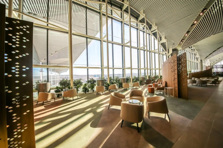 busiest airports passengers traffic istanbul luxe digital