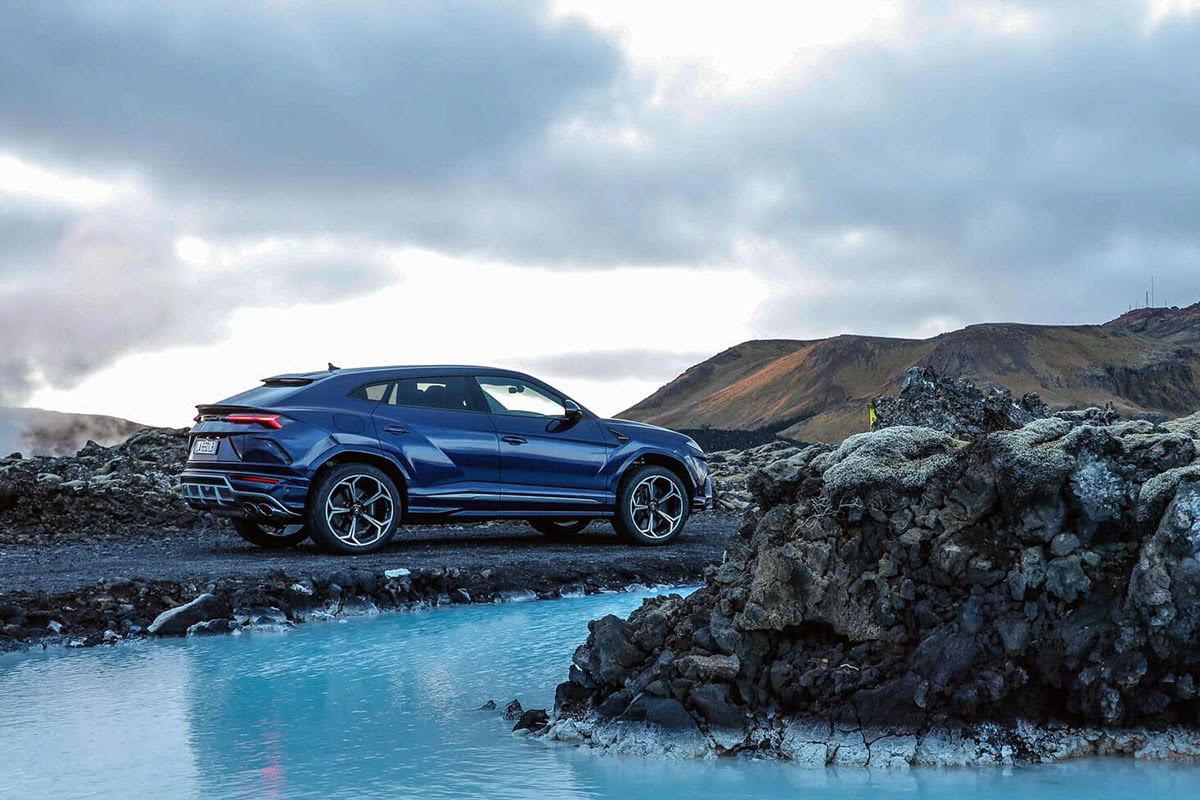 Lamborghini Urus fastest luxury SUV - Luxe Digital